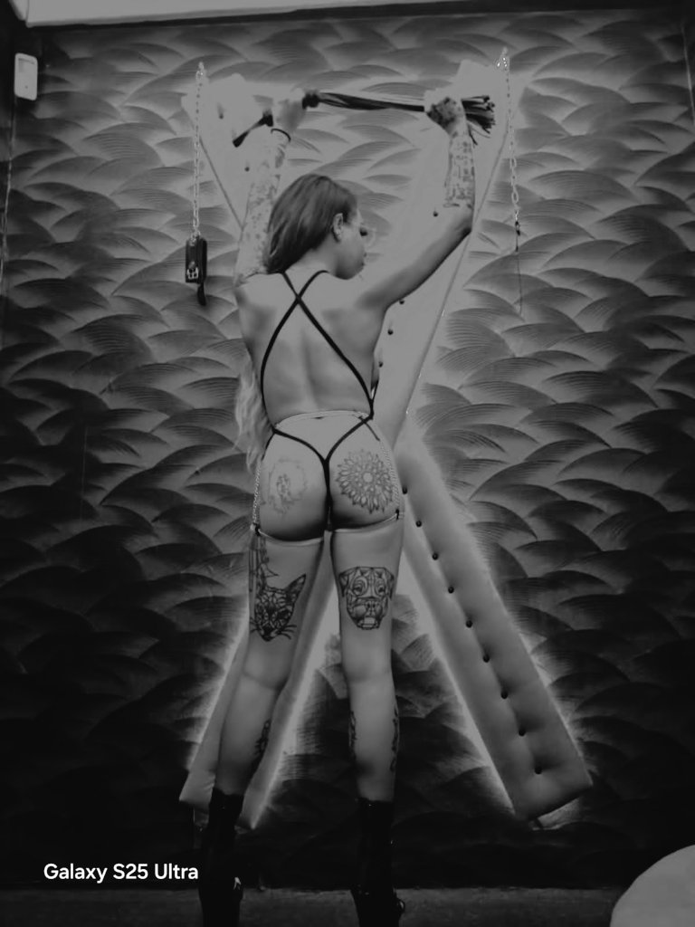 AikoScort's tweet photo. Que tengan un excelente finde
#SabadoDeMorboYProvocación #SabadoDePutería #SabadoSensual https://t.co/piotQ8KYEZ