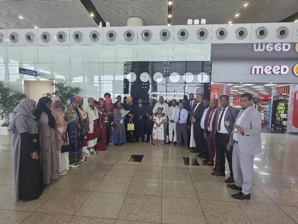 mustephashaik's tweet photo. A high-ranking delegation from Ethiopia arrived in Saudi Arabia this evening to engage in discussions aimed at addressing the recent court ruling involving 47 Ethiopian nationals who were sentenced to death allegedly drug trafficking charges earlier this week. https://t.co/BEXPRfG0UP