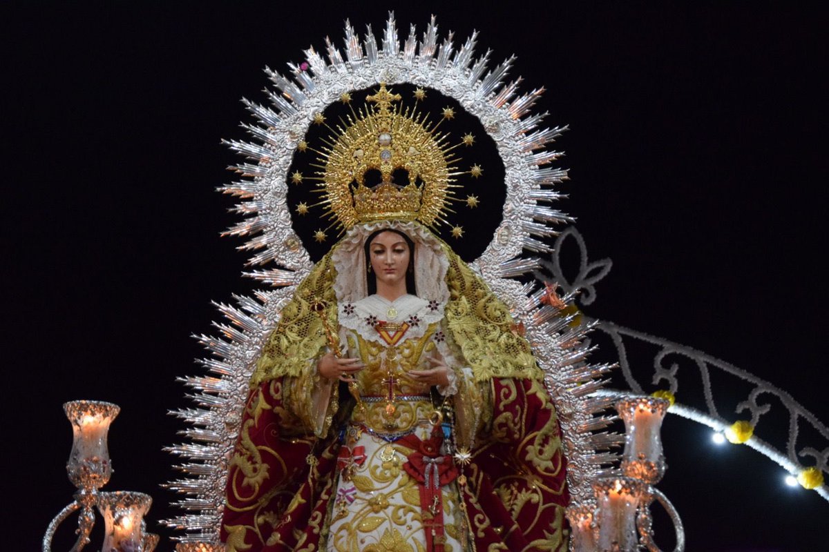 𝐒𝐎𝐋𝐄𝐃𝐀𝐃 | <a href="/HdadSoledadHvrO/">Hdad Soledad Coronada Huévar</a> 

¡Llena eres de gracia, Soledad! 

🟣 #EnClavePúrpura | <a href="/sarayborregoar3/">saray borrego arias</a>