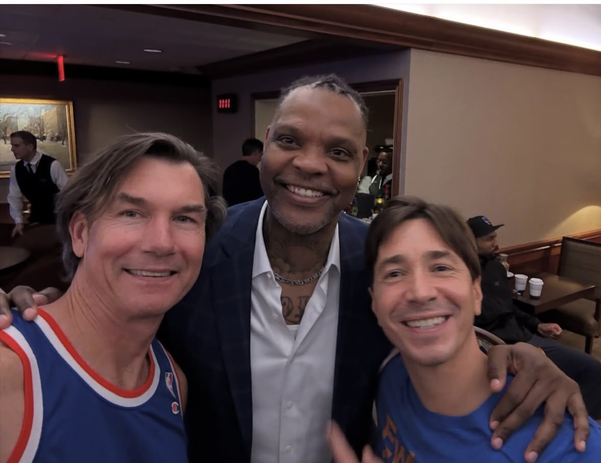 RealSpree08's tweet image. #knicks #madisonsquaregarden Suite 200