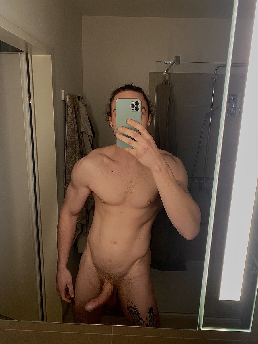 XxekseXx's tweet photo. Who is down for some fun?😈 https://t.co/B17fTsUcZI