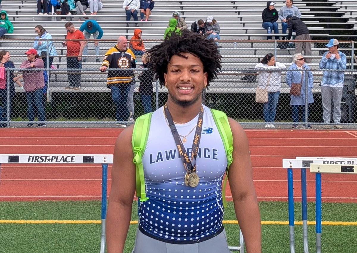 LawrenceLancerstrack (@lhslancerstrack) on Twitter photo Lawrence Senior Argenis Luciano removed all doubt that he is the most dominant thrower in the MVC by winning not 1 but 2 gold medals in the Shot Put and Discus respectively in today's MVC Championship Meet. The Brown commit has been a force all season.
<a href="/JamiePote/">Jamie Pote</a> <a href="/DWillisET/">David Willis</a> Lawrence Senior Argenis Luciano removed all doubt that he is the most dominant thrower in the MVC by winning not 1 but 2 gold medals in the Shot Put and Discus respectively in today's MVC Championship Meet. The Brown commit has been a force all season.
<a href="/JamiePote/">Jamie Pote</a> <a href="/DWillisET/">David Willis</a>