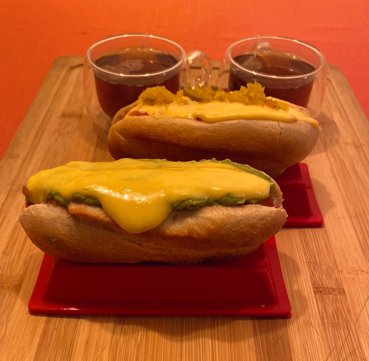 <a href="/seba_sirius/">Seba Campos</a> Un italiano y un americano. No pude más 🫠