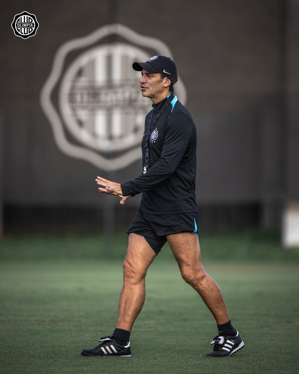 ⚽️ Último entrenamiento de cara al compromiso de mañana.

#SoyDelOlimpia ⚪️⚫️⚪️