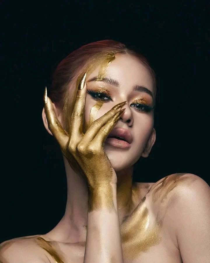 🇵🇭G22 drops “Filipina Queen,” a bold anthem celebrating Filipina strength and pride👸

#G22 <a href="/G22Official/">G22 Official</a> 
#G22_FilipinaQueen