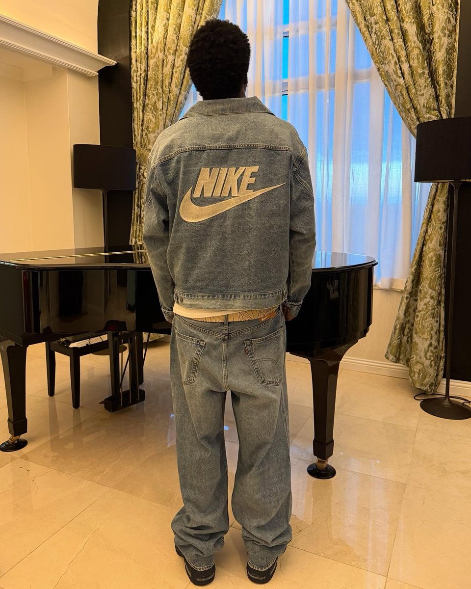 Lil Yachty in the upcoming Levi's x Nike collection 👀

🗓️ Summer 2025