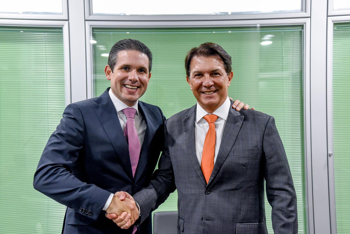 Fui indicado pelo presidente da Câmara dos Deputados, <a href="/HugoMottaPB/">Hugo Motta</a>, relator da nova Lei dos Portos - um tema estratégico para o desenvolvimento do Brasil. Essa indicação reforça a confiança no nosso trabalho e a responsabilidade que assumo com orgulho. Vamos modernizar,