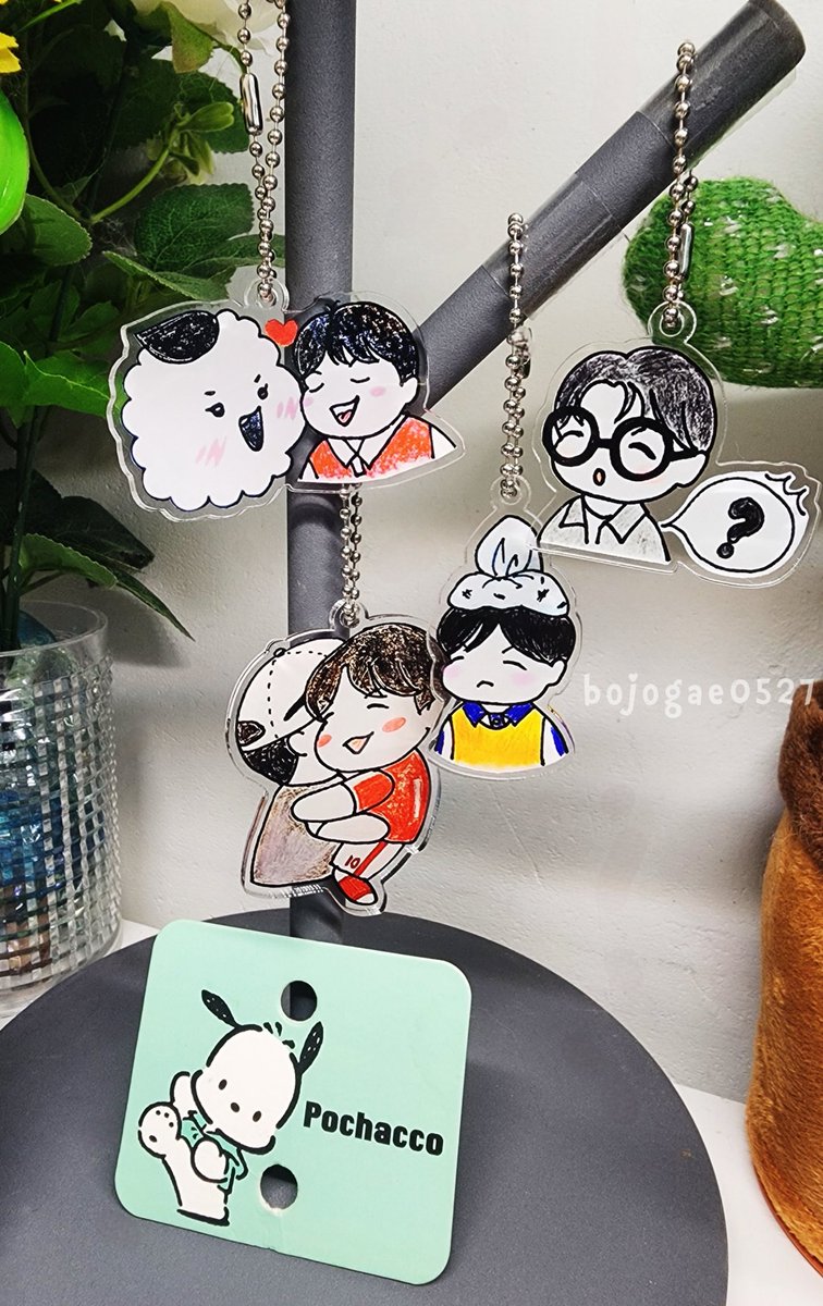 🐶 째니 생일 기념 RT 이벤트 🎂
작은 나눔이지만 특별한 재환이의 날 ᥫ᭡
윈드님들과 함께 축하하고 싶어요🥳

🎁 키링 4종 중 랜덤으로 2개씩 
      총 4분께 드려요!
🍃 국내 거주 윈드 계정만
🔁 RT로 참여
📅 당발 : 5월 28일 (수)

#김재환 #KIMJAEHWAN