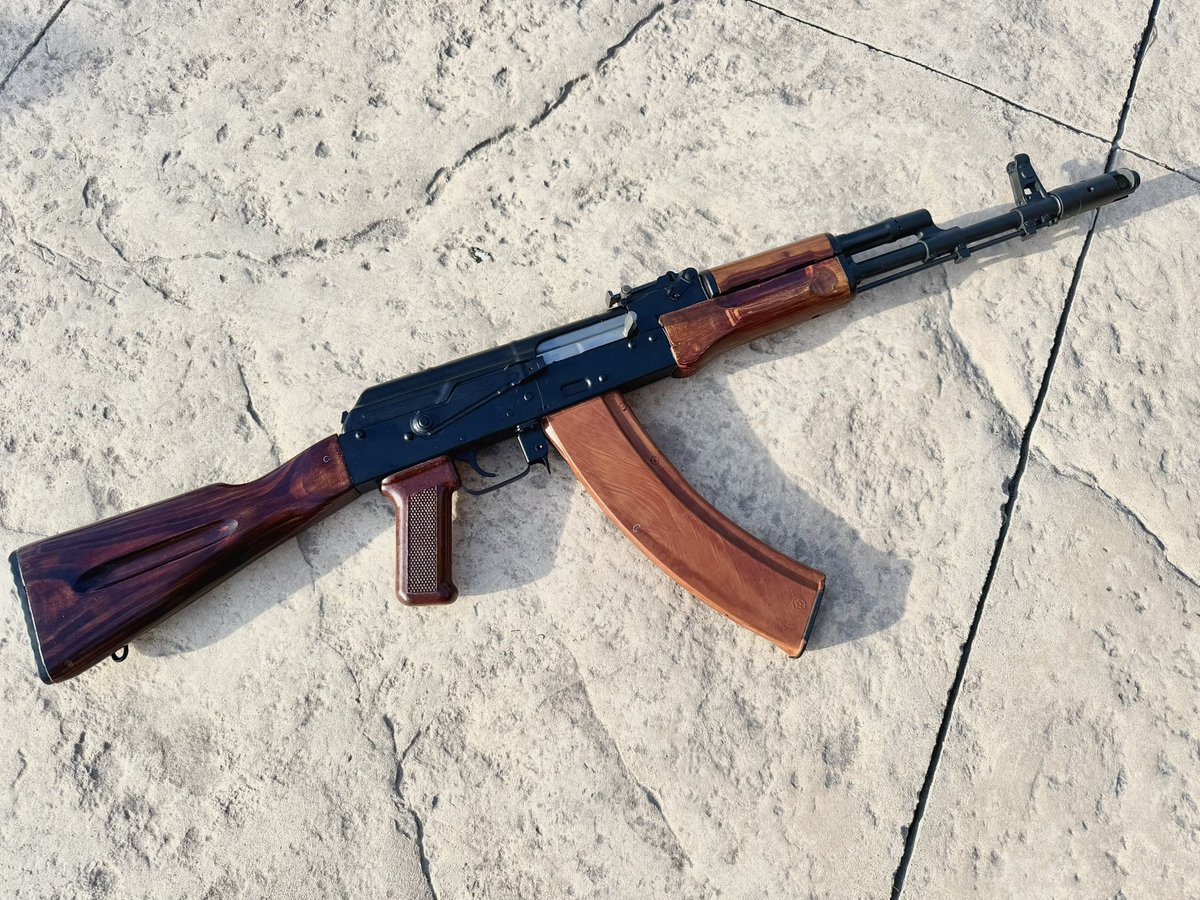 ak74