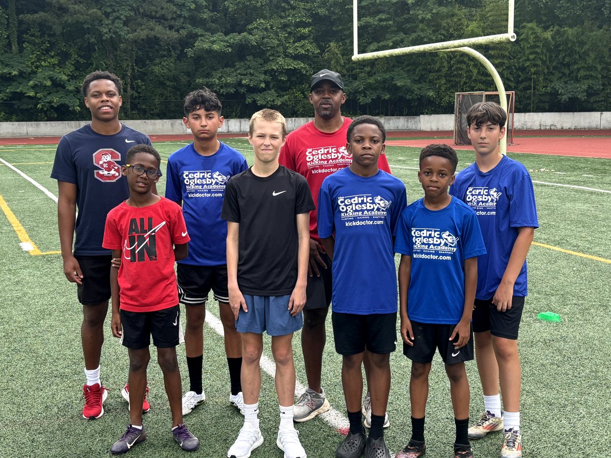 Middle School Group Training is in full effect!  Join our Middle School Training Group and learn how to become an Elite High School Kicker &amp; Punter.
Kickdoctor.com #GetBetterWithCoka