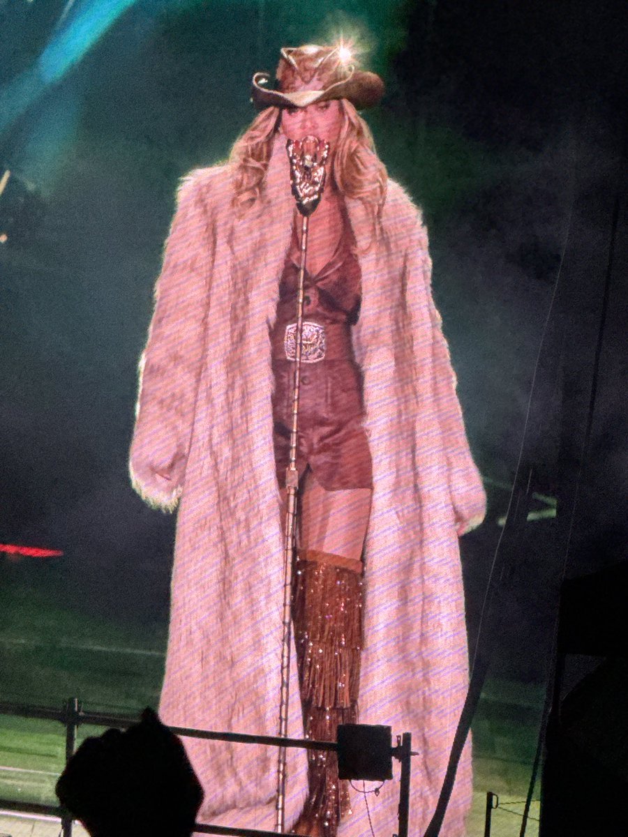 Obsessed with this new look!!