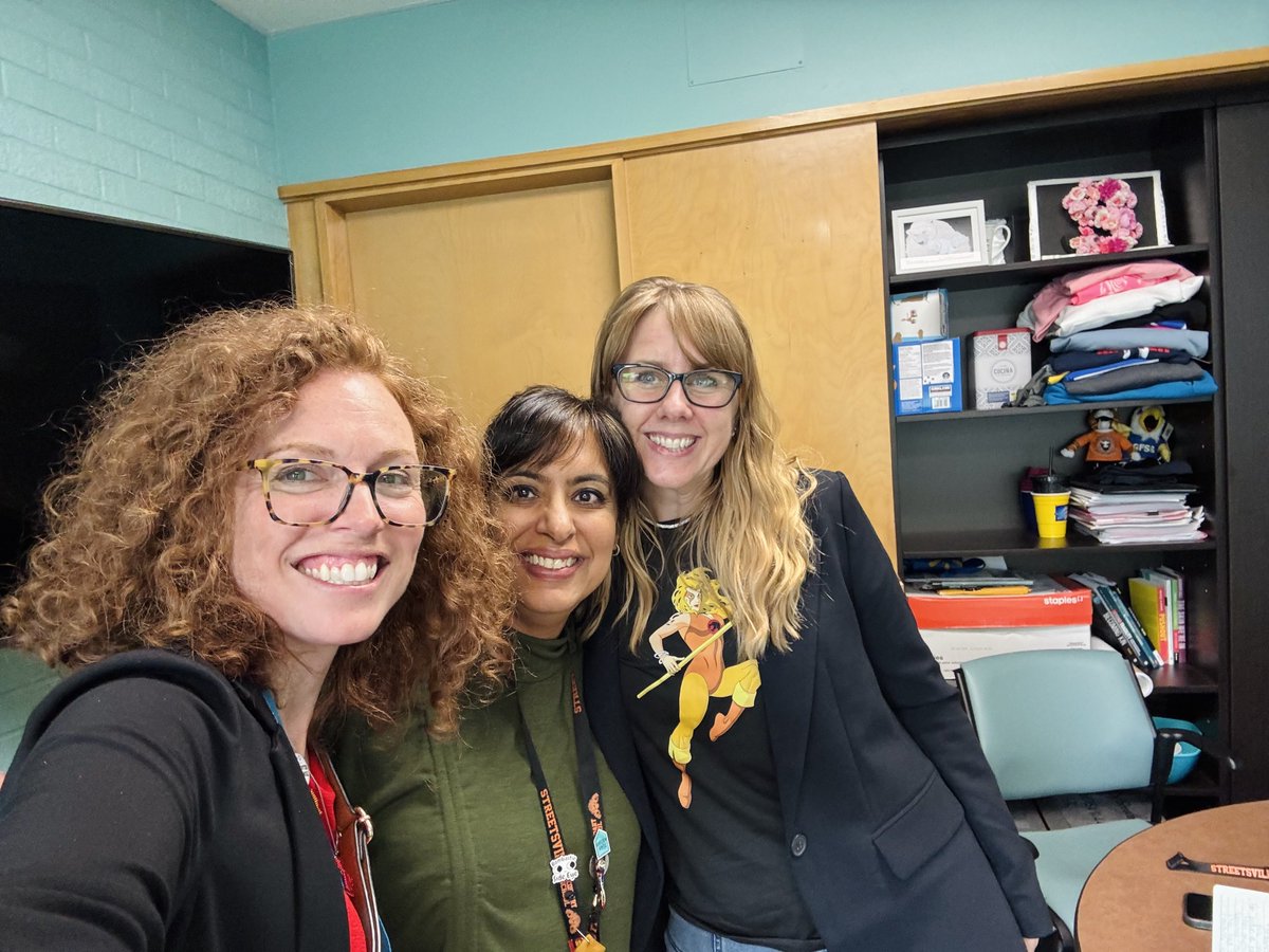 Great to spend time at Streetsville Secondary this week! Thanks always to the wonderful teachers and education workers who go above and beyond for the incredible students in our community. It's everything. #onted