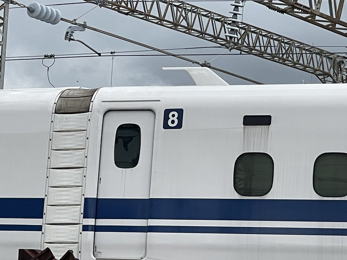 P4がエコホロに！！
いつから？
この前までホロ無しだったのに