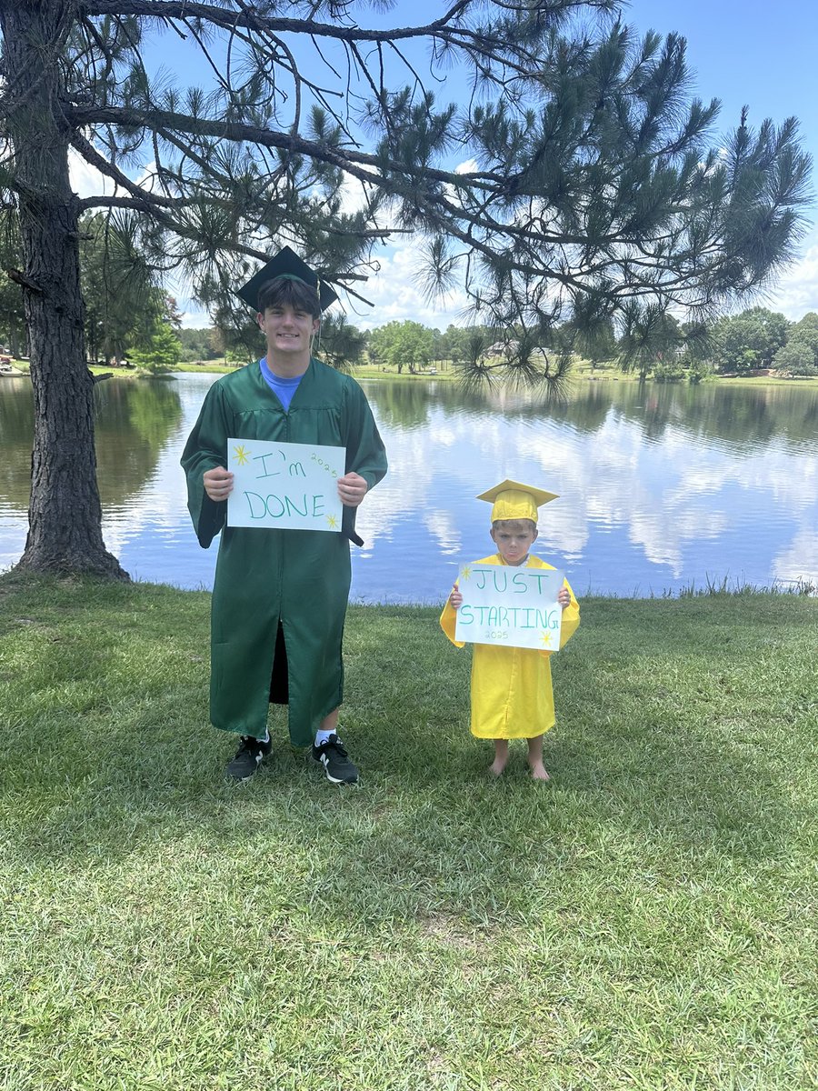 ✝️💚💛 All glory to God🎓
<a href="/CoachMDavis12/">Micah Davis</a> <a href="/Coastfootball/">Coast Football™</a> <a href="/CoachSwaggy_T/">Mike Thompson</a> <a href="/CoachBeech/">Jay Beech</a> <a href="/FredStewart50/">Frederick Stewart</a> <a href="/CoLinFootball/">Co-Lin Football</a>
<a href="/AnsleyBrentTV/">Ansley Brent</a> 
#MillerTime #MonsterTech