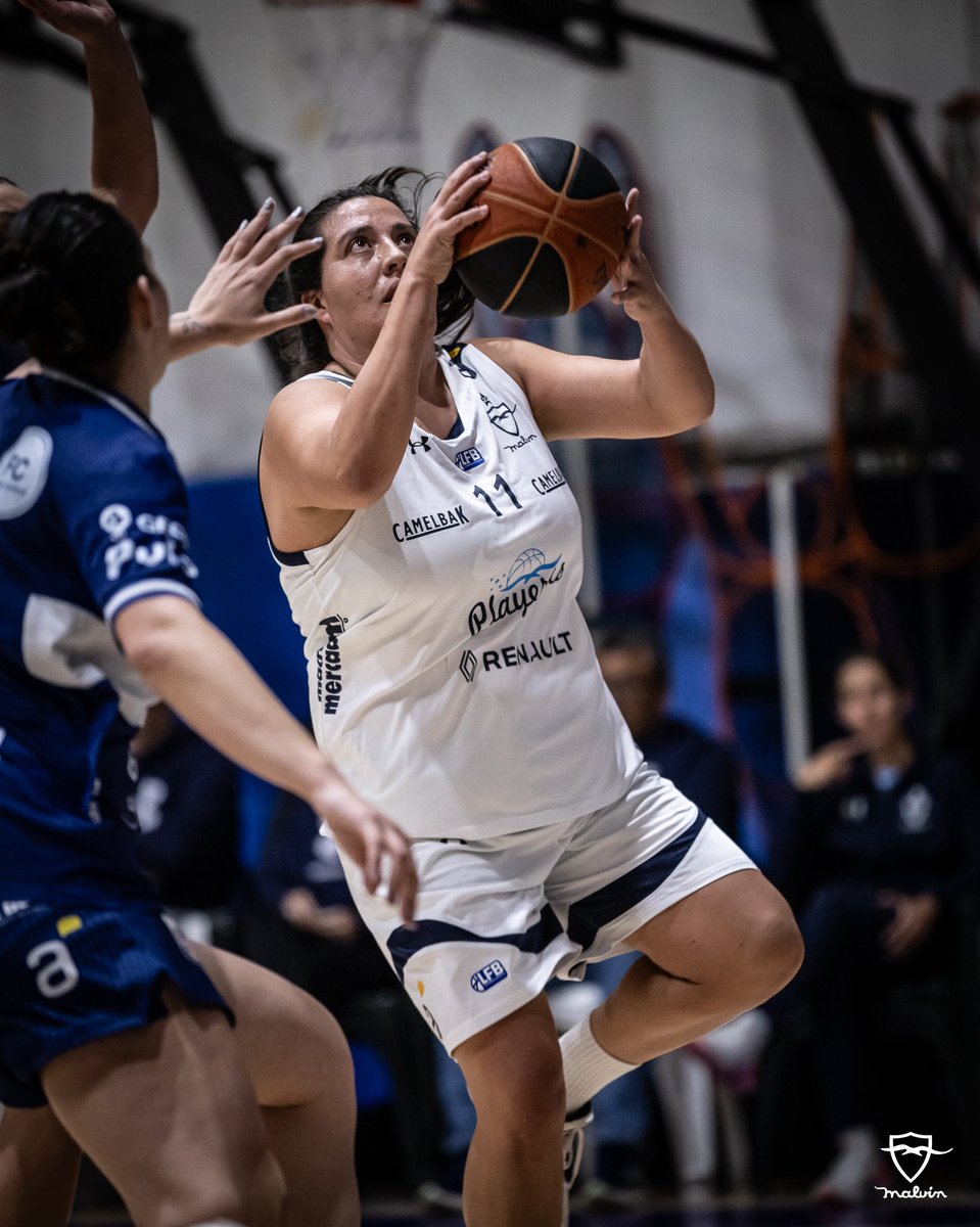 🔛 𝐏𝐥𝐚𝐲𝐞𝐫𝐚𝐬 en acción 

#VamosLaPlaya | #SomosElBarrio 🔵⚪️