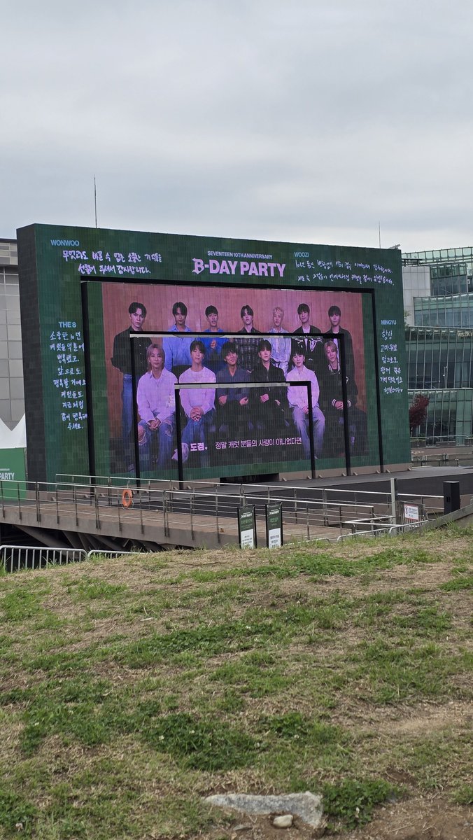 전애옹 tweet media