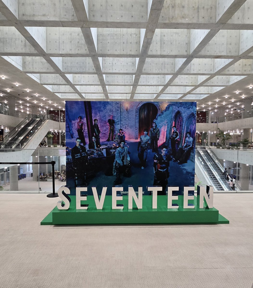 #SEVENTEEN #세븐틴 #HAPPY_BURSTDAY #SVT_10TH_B_DAY