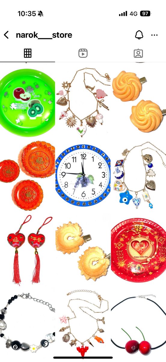 【本日📣】タイ雑貨ポップアップ『NAROK STORE POP UP』
シカクのギャラリーにて大阪初上陸！！

いつもはタイの地獄寺を研究している地獄ちゃん <a href="/jigokudera/">タイの地獄寺</a> が研究旅をしながら集めた、クセ強でラブリ〜な雑貨を販売します❤️💛💚
5/25の1日限りなのでお見逃しなく！
（13:00〜19:00）