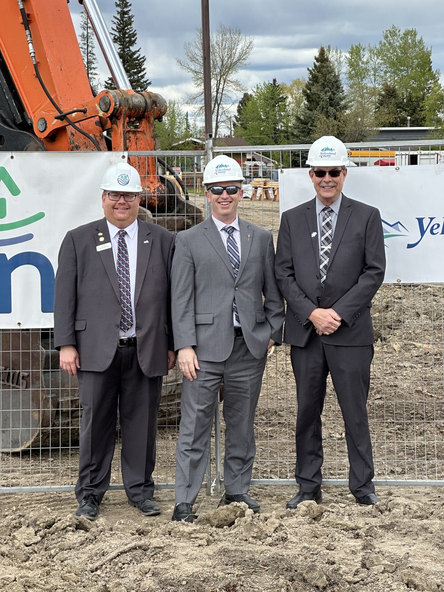 On Wednesday, I had the chance to attend the official groundbreaking of the new YCE Multiplex in Edson!

It was fantastic to be joined by Edson Mayor Kevin Zahara, Yellowhead County Mayor Wade Williams, local leaders, and community members to celebrate this exciting milestone.
