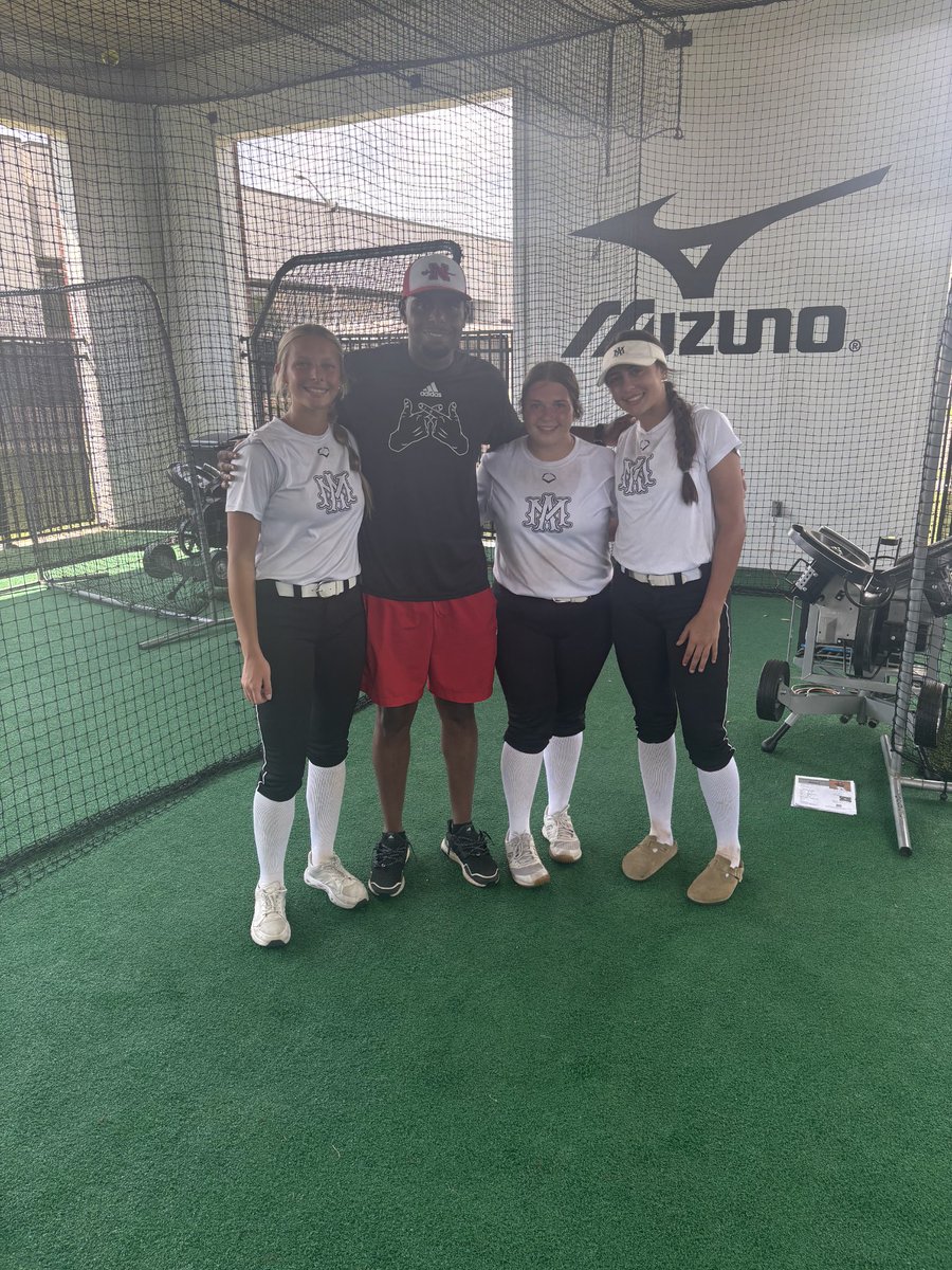 Kyleigh Whatley (@kyleighwhatley) on Twitter photo Had an amazing time today at <a href="/nicholls_sb/">Nicholls Softball</a>. I learned lots of new things and had lots of fun. I hope to be back in the future! <a href="/AcademyZito/">Athletics Mercado Academy 09 Zito</a> <a href="/ASOsoftball/">Anderson Shiro 🥎</a> <a href="/CoachHodges13/">Coach Hodges 𓅓</a> <a href="/thelabbcs/">The Lab at H3</a> <a href="/ExtraInningSB/">EXTRA INNING SOFTBALL</a> <a href="/247recruiting/">247Sports Recruiting</a> #GeauxColonels Had an amazing time today at <a href="/nicholls_sb/">Nicholls Softball</a>. I learned lots of new things and had lots of fun. I hope to be back in the future! <a href="/AcademyZito/">Athletics Mercado Academy 09 Zito</a> <a href="/ASOsoftball/">Anderson Shiro 🥎</a> <a href="/CoachHodges13/">Coach Hodges 𓅓</a> <a href="/thelabbcs/">The Lab at H3</a> <a href="/ExtraInningSB/">EXTRA INNING SOFTBALL</a> <a href="/247recruiting/">247Sports Recruiting</a> #GeauxColonels