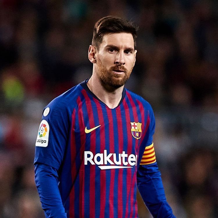 tikitaka_br's tweet image. E o mais louco pra quem acompanhou é que era impensável surgir algo melhor do que a forma explosiva e letal do Messi.

Mesmo assim, vimos a evolução de um jogador que poderia somar sua explosão com criação de jogo, bolas paradas, influência no jogo.

Se superar sempre é loucura.
