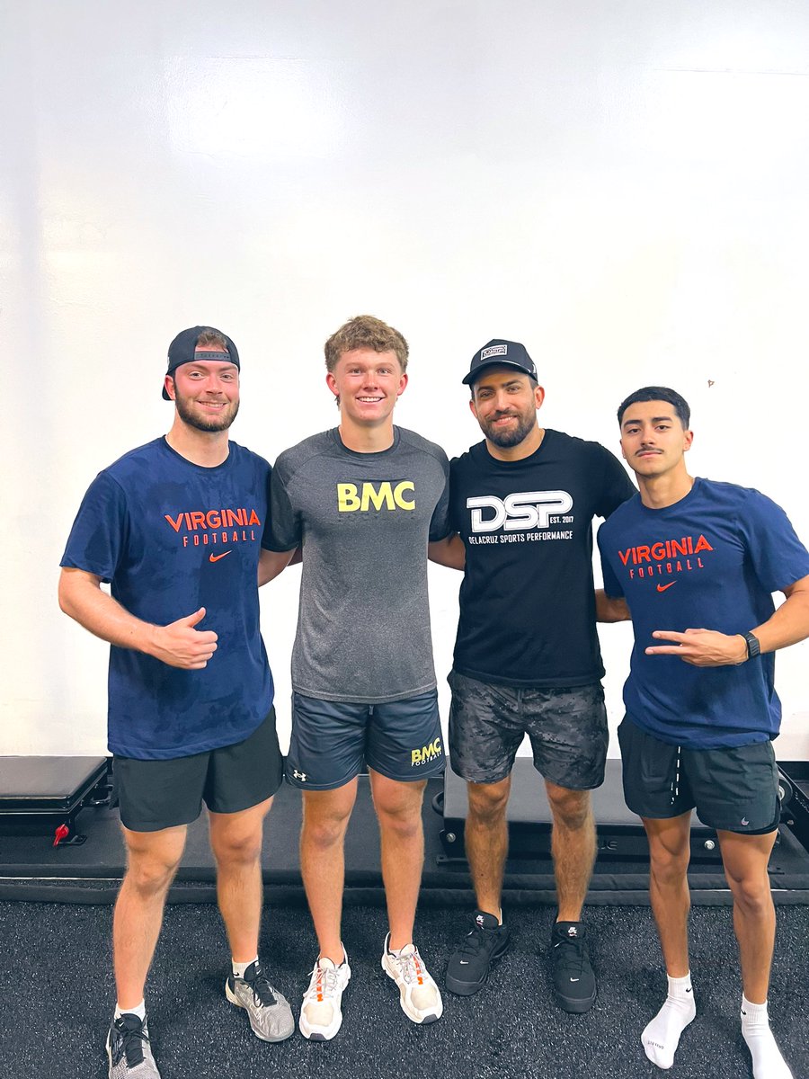 Jurgensen17's tweet image. The village. @TrainDSP can’t thank coach Ben and his team enough for my off season development. 🙏🏼 Get there! @UVAFootball @SmothermanAdam @CoachT_Lamb @patohara17 @HaasLawPLLC #WahooWa #GoHoos 🔷⚔️🔶