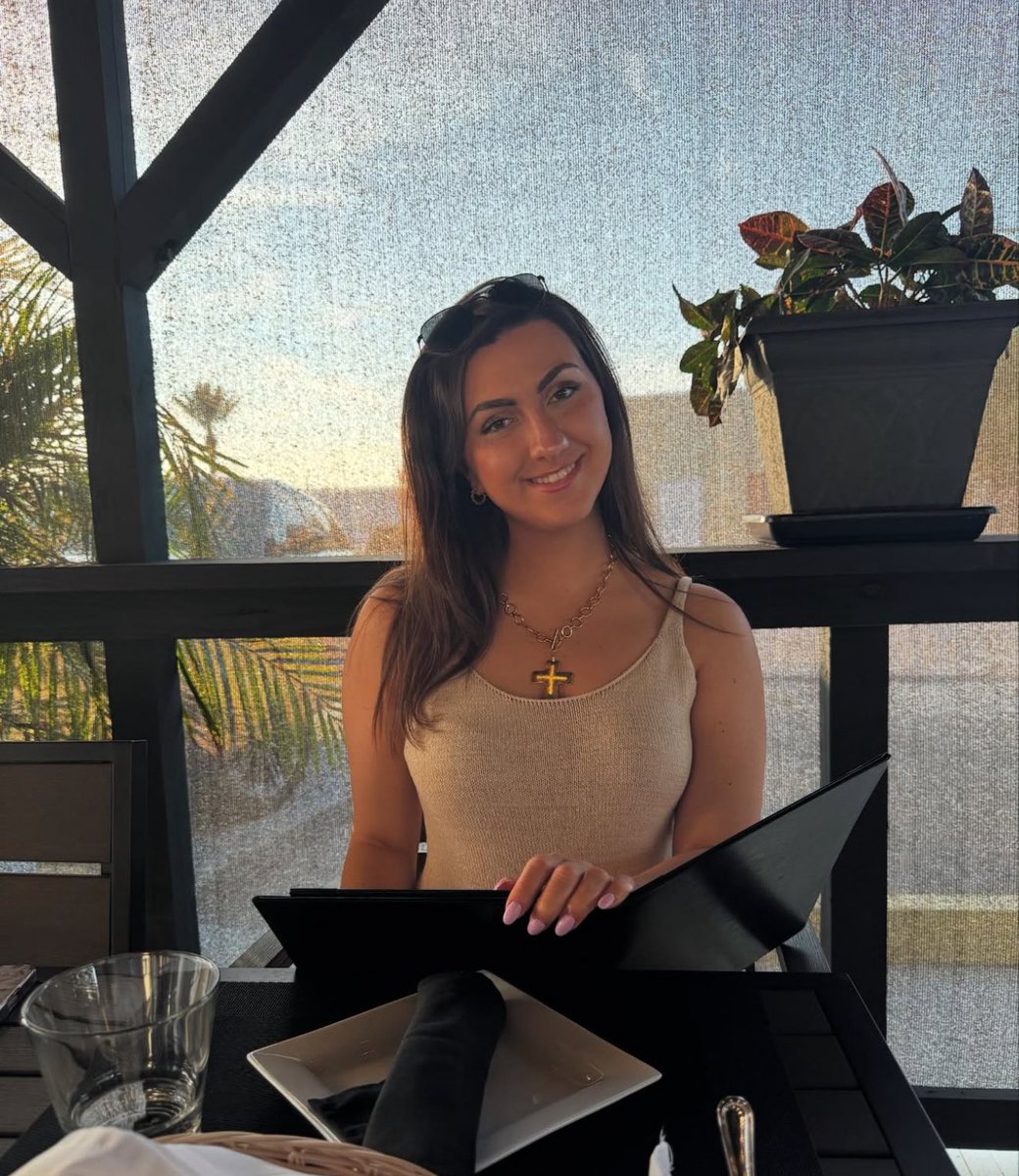 Julia Bryan tweet media