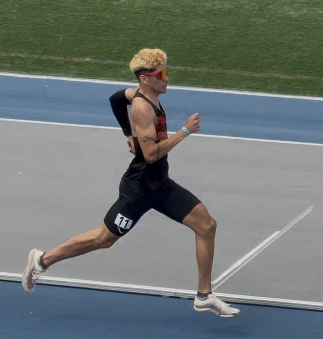 FFTrojanTrack's tweet photo. From his first outdoor race in orange in black to his last. Gabe Tejada is proof hard work will pay off. He went from 2:28 in the 800m to 1:53.40 in four years. #growthmindset #dedicated #driven #itwasnteasy #itwasworthit #FHSbest https://t.co/K55TIG8cBk