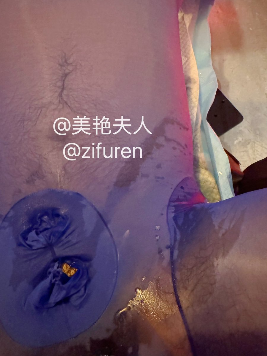 福利姬梓夫人（字母圈互推）分享的黄推图片2 - 网红私拍内容