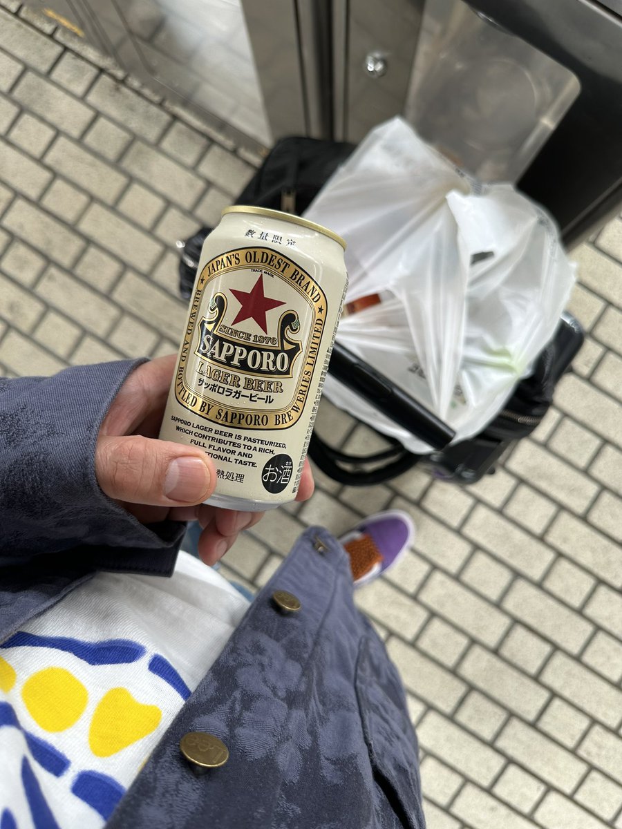 Bay23one's tweet photo. 久しぶりの投稿だけど相も変わらず、出張前のエナジーチャージの図w https://t.co/rkrUv1NsK6