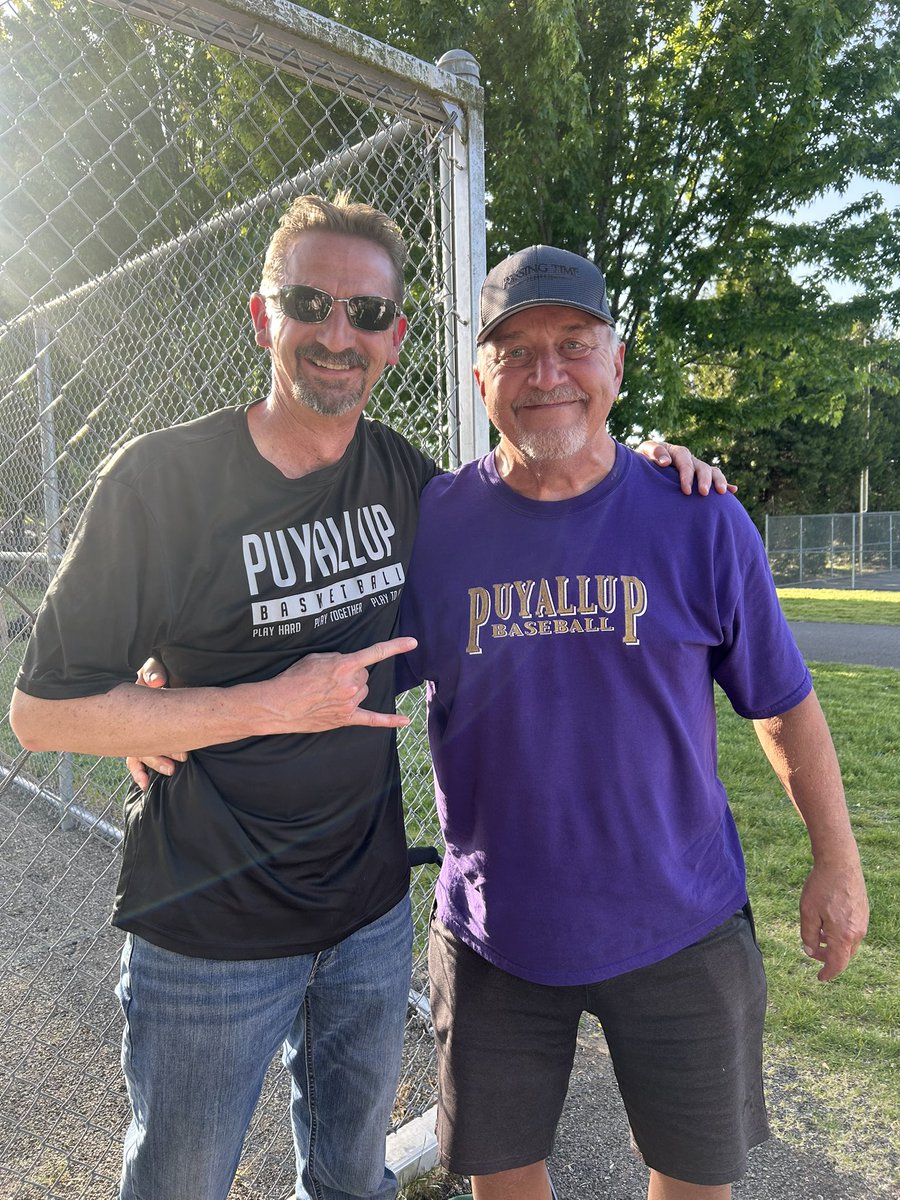 Kevin Olson (@coach_ko33) on Twitter photo Amazing victory in the Regional Championship Game for <a href="/VikingBaseball_/">Puyallup Vikings Baseball</a>
Really enjoyed watching the game with Puyallup Coaching Legend Mike Huard!
He reminded me of something I often say myself…
“Winners Win!” Go Viks!🤘 Amazing victory in the Regional Championship Game for <a href="/VikingBaseball_/">Puyallup Vikings Baseball</a>
Really enjoyed watching the game with Puyallup Coaching Legend Mike Huard!
He reminded me of something I often say myself…
“Winners Win!” Go Viks!🤘
