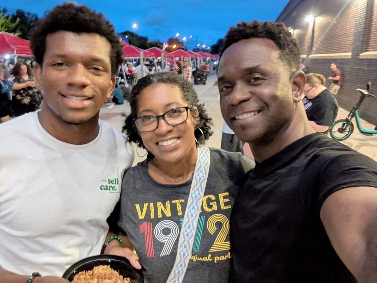 Enjoying tonight's #AsianNightMarket in #Wichita with my fav ppl - #mywife and #myson.
Nice event and great turnout 👌🏾