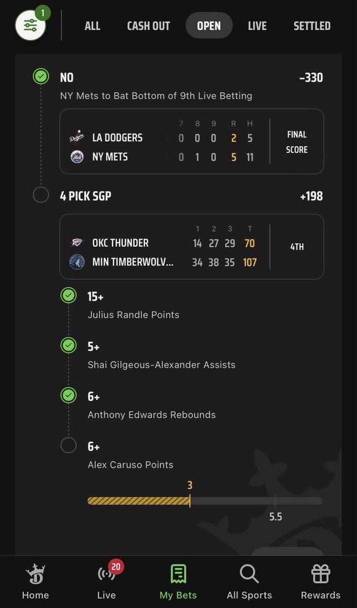 SportsWrldMedia's tweet photo. GOTTA LOAVE A GOOD RIG BY VEGAS!
Caruso over 6+ points last 10/11 games…
3 at halftime and doesn’t play the whole second half while the rest of the bench plays. GOTTA FUCKING LOVE IT https://t.co/wZJ6tWfC9f