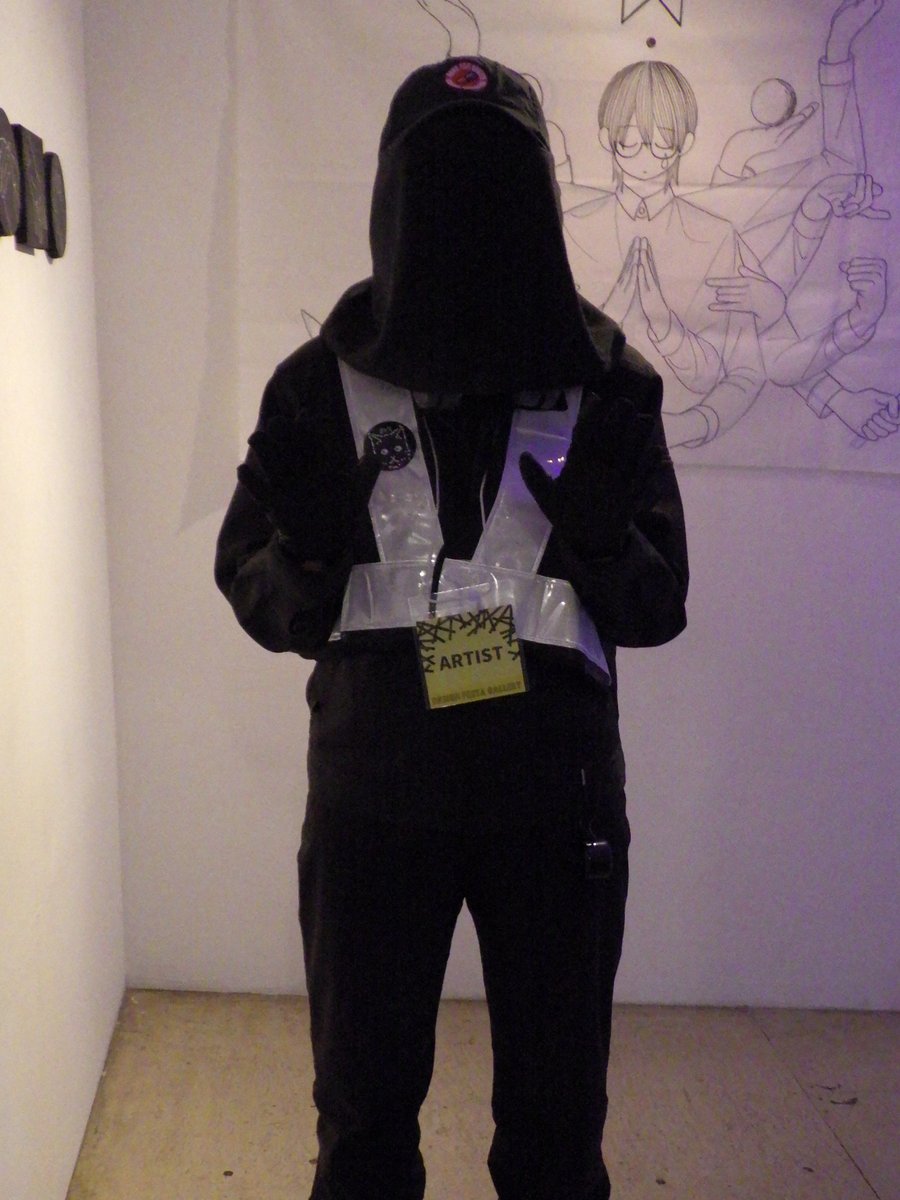 "Recovery" , an enigmatic west 1G exhibition by artist 4038 !
@40389180k