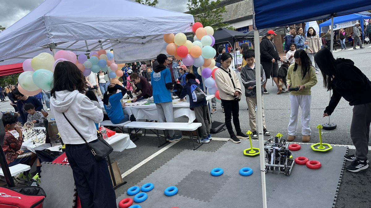 A wonderful and memorable Discovery Day! Despite many showers, the fun never stopped. The CALex/LexYouth booth stayed busy. Many thanks to the organizers for a fantastic event.