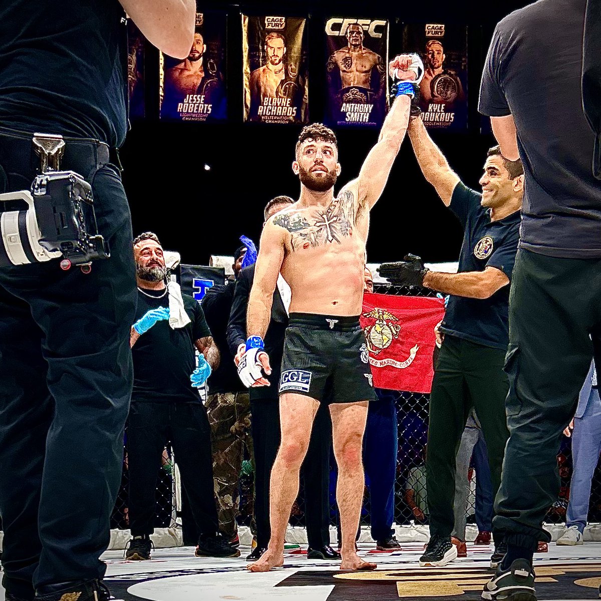 JakeNoecker's tweet photo. Doesn’t get more symbolic than this.. Eric Nolan, a marine, winning his first professional title fight on Memorial Day Weekend. AND NEW #CFFC142 

Now can we get this man to the UFC soon?! 😤 https://t.co/gYQ1rb8CZG