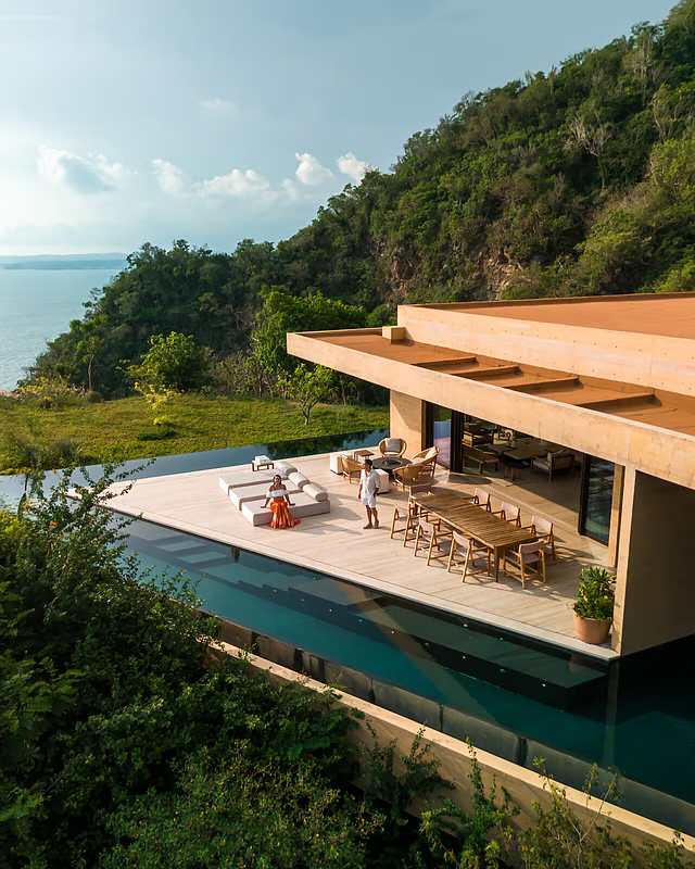 Dh100,000 on a holiday? Top 5 luxury Eid holiday spots

Travel agents are reporting a growing appetite for premium, curated escapes

gn24.ae/1318a1a95b4910…