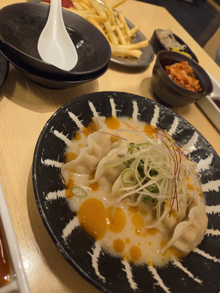 mifasoran's tweet image. お疲れ様会😋🍴