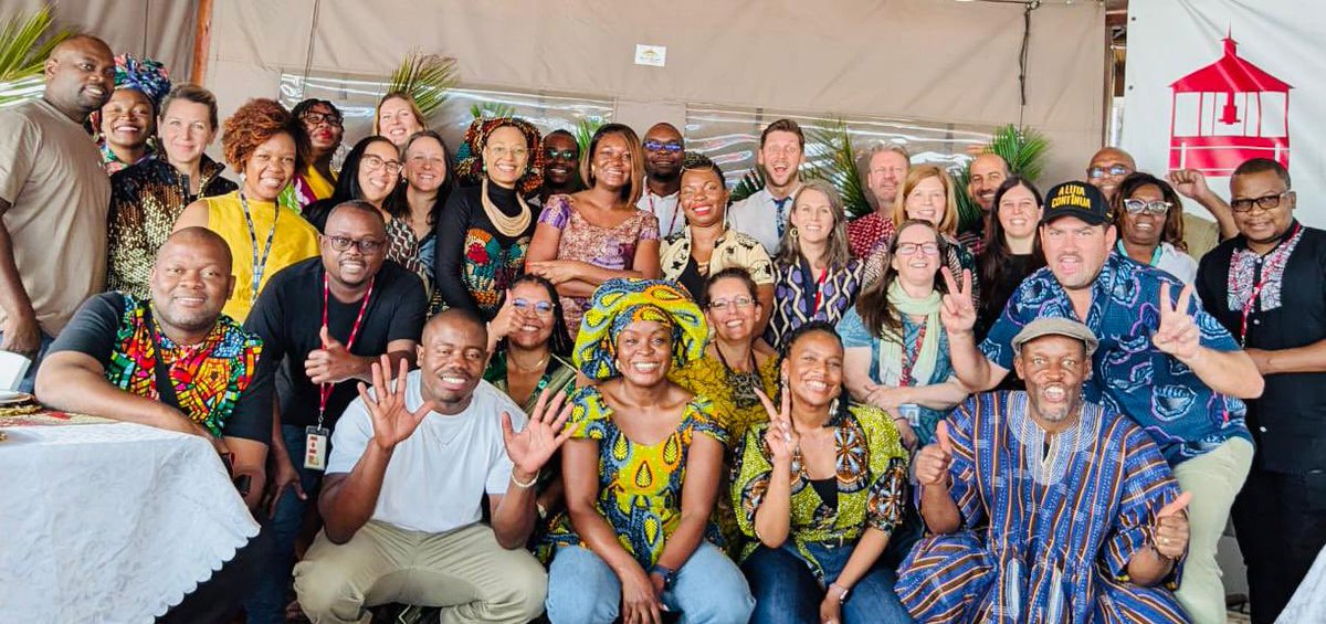 sara nicholls (@saranichollscan) on Twitter photo Celebrating #AfricaDay2025 with the amazing team <a href="/CanHCMozambique/">Canada in Mozambique, Angola, and Eswatini</a>. We work hard in service of 🇨🇦in 🇲🇿🇦🇴🇸🇿 with style!
Nous célébrons le #JournéeDeLAfrique2025 avec l’équipe formidable de <a href="/HCCanMozambique/">Canada au Mozambique, en Angola, et en Eswatini</a>. Nous servons 🇨🇦 en 🇲🇿🇦🇴🇸🇿 avec engagement — et avec style! Celebrating #AfricaDay2025 with the amazing team <a href="/CanHCMozambique/">Canada in Mozambique, Angola, and Eswatini</a>. We work hard in service of 🇨🇦in 🇲🇿🇦🇴🇸🇿 with style!
Nous célébrons le #JournéeDeLAfrique2025 avec l’équipe formidable de <a href="/HCCanMozambique/">Canada au Mozambique, en Angola, et en Eswatini</a>. Nous servons 🇨🇦 en 🇲🇿🇦🇴🇸🇿 avec engagement — et avec style!