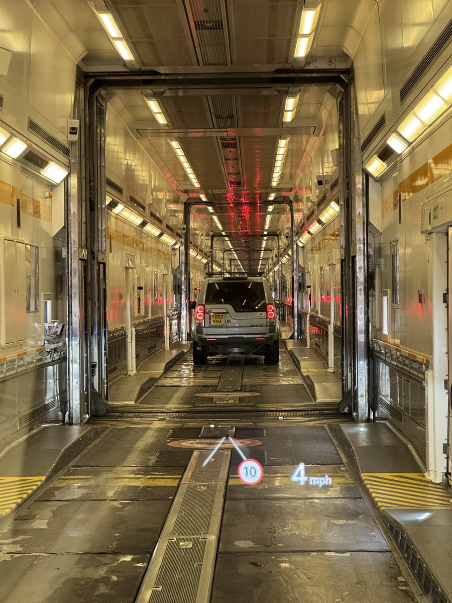 el_drapo's tweet photo. Compulsory tunnel pics. En route to Spa 

#notaporsche https://t.co/4jZzMZ9rhD