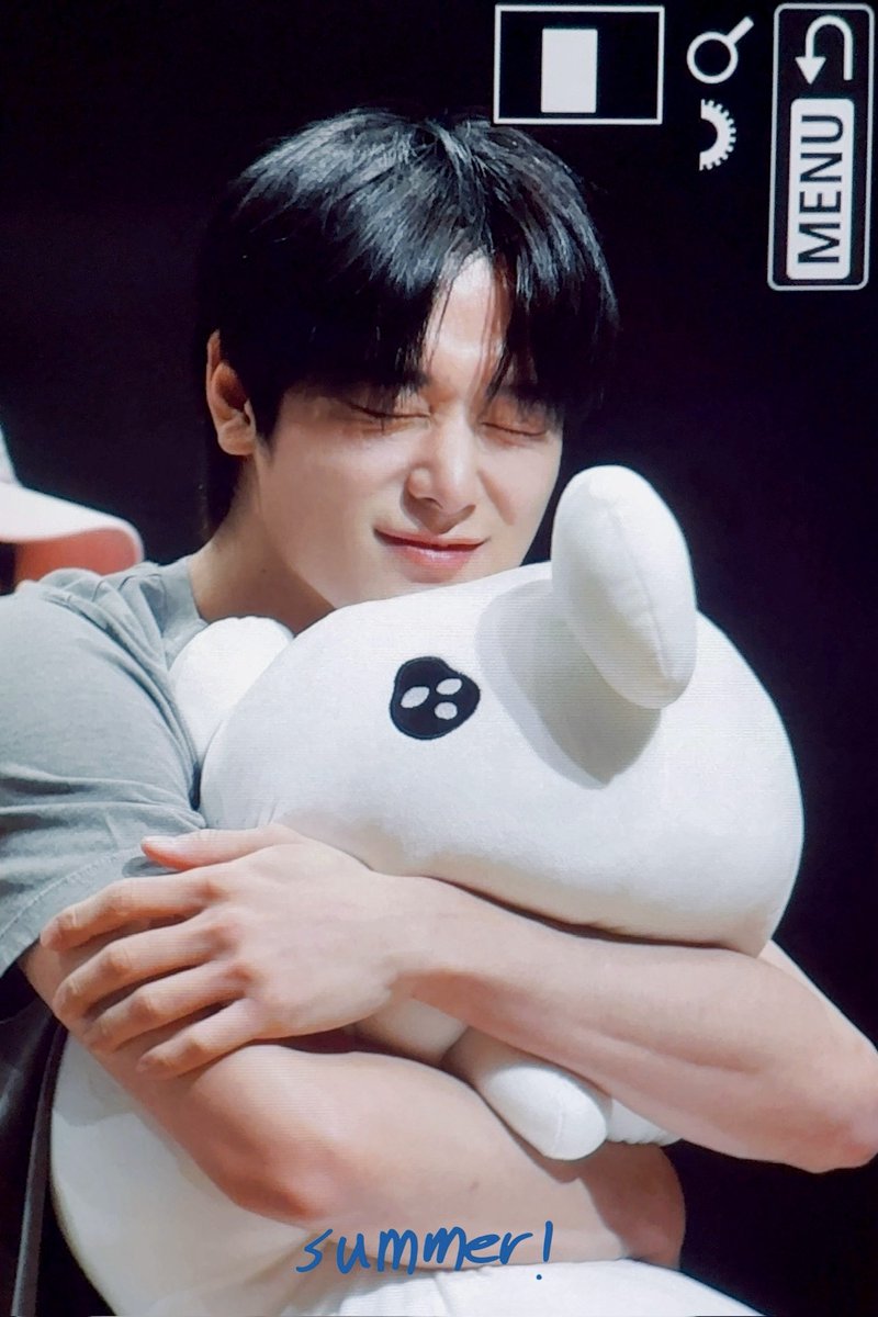 250525 주연 나 안아,,,,😻
#주연 #JUYEON #더보이즈 #THEBOYZ