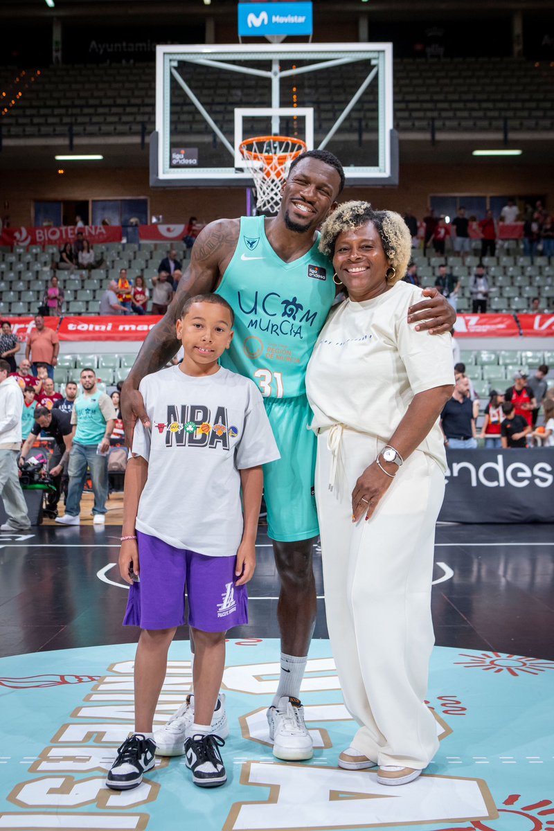 Dylan Ennis tweet media