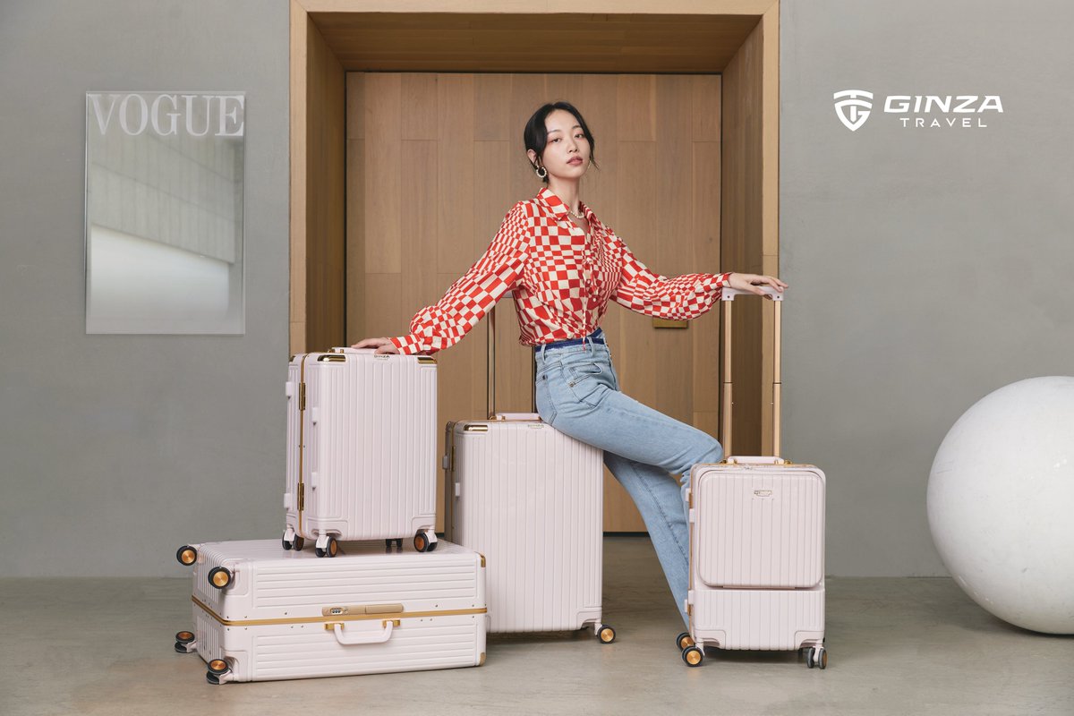 shariefstores's tweet photo. 🚨 JUST LAUNCHED: GINZA 2025 Collection! 🧳✈️
Upgrade your travel game with the latest in premium luggage — now available at SHARIEF STORES across UAE &amp; Oman!

✅ FREE Delivery across UAE &amp; Oman
✅ Tabby – Buy Now, Pay Later!

📦 WhatsApp +971 4 266 6646 to reserve yours today! https://t.co/mKDhtNRbmK
