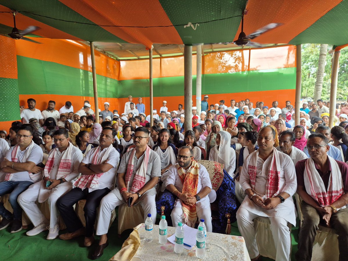Diplu Ranjan Sarma (@idipluranjan) on Twitter photo Listened to Honâble PM Shri <a href="/narendramodi/">Narendra Modi</a> jiâs inspiring #MannKiBaat at Booth No. 230, Kawaimari GP, Samaguri.
His message on zero tolerance towards terrorism, the power of yoga & #AtmanirbharBharat initiatives continues to inspire every Indian.
#MannKiBaat122 Listened to Honâble PM Shri <a href="/narendramodi/">Narendra Modi</a> jiâs inspiring #MannKiBaat at Booth No. 230, Kawaimari GP, Samaguri.
His message on zero tolerance towards terrorism, the power of yoga & #AtmanirbharBharat initiatives continues to inspire every Indian.
#MannKiBaat122