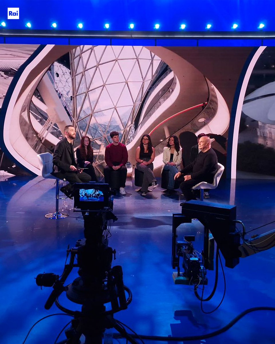 Rai3 (@raitre) on Twitter photo Backstage in attesa di #Timeline!
<a href="/iosonocarrara/">Marco Carrara</a> insieme a <a href="/fuksas_arch/">fuksas_architects</a> e al pubblico arrivano oggi, alle 10.40, su #Rai3 e #RaiPlay📸 Backstage in attesa di #Timeline!
<a href="/iosonocarrara/">Marco Carrara</a> insieme a <a href="/fuksas_arch/">fuksas_architects</a> e al pubblico arrivano oggi, alle 10.40, su #Rai3 e #RaiPlay📸
