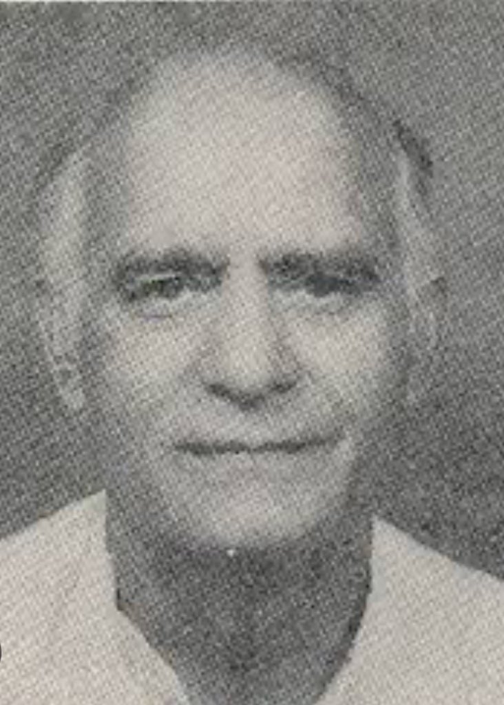 Shyamlal Yadav (@rtiexpress) on Twitter photo Today is death anniversary of Sh Chandrajeet Yadav. Was in CPI, shifted to Congress later. A well-read politician, it was almost certain he would be UP CM in 1973, Mrs Gandhi was also liking him but at the end Sh HN Bahuguna won the race. Read more #AtTheHeartOfPower <a href="/Rupa_Books/">Rupa Publications</a> Today is death anniversary of Sh Chandrajeet Yadav. Was in CPI, shifted to Congress later. A well-read politician, it was almost certain he would be UP CM in 1973, Mrs Gandhi was also liking him but at the end Sh HN Bahuguna won the race. Read more #AtTheHeartOfPower <a href="/Rupa_Books/">Rupa Publications</a>