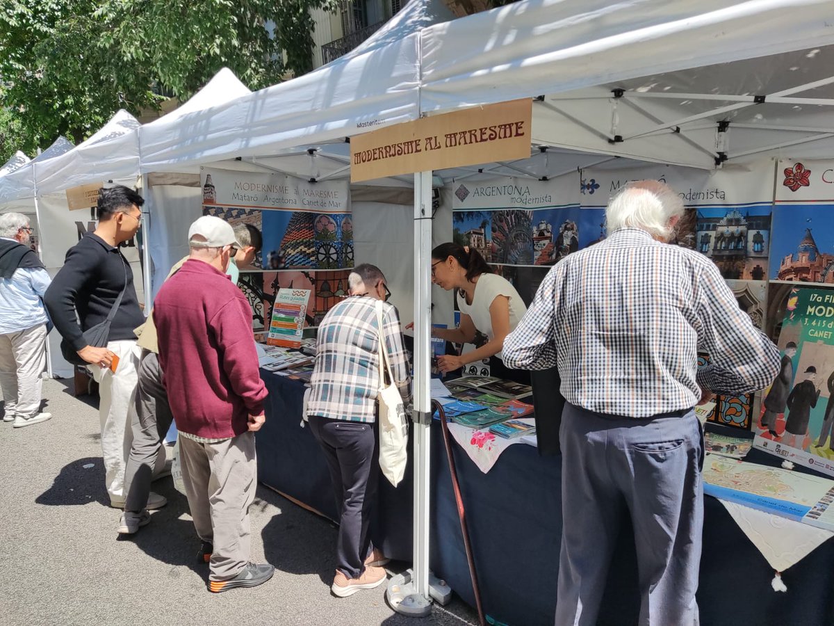 🎩👒El Modernisme del Maresme present a la fira modernista de Barcelona 
<a href="/ajargentona/">Ajuntament Argentona</a> <a href="/visit_mataro/">Visit Mataró</a> <a href="/canetmodernista/">És Canet És Turisme!</a> <a href="/BCNmoltmes/">Barcelona és molt més</a> 
#turismemaresme #modernisme