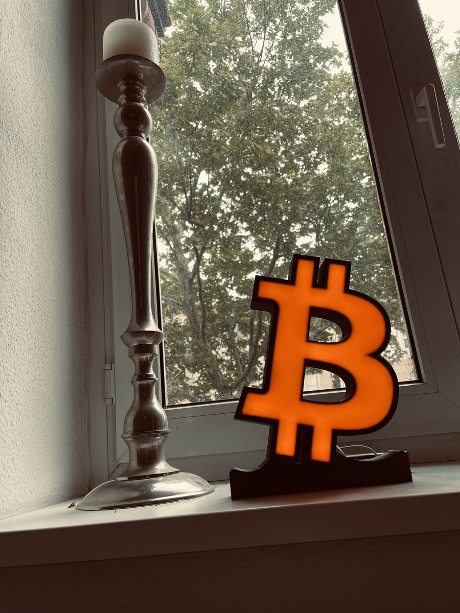 <a href="/stuff4btc/">🟠 stuff4btc</a> die Lampe ist so dope 👍🏼 
Ist jeden Satoshi Wert.