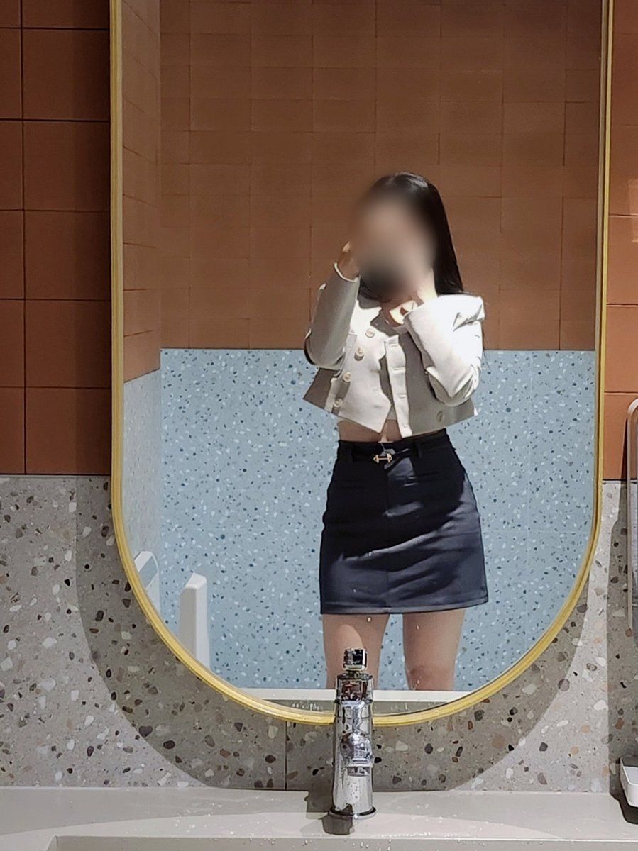 미션임파서블 파이널보다가
좀이쑤셔..... 남편은 옆에서 졸고..^^
일사가 보고싶다...
#쌉T가됫나 #영화몰입실패