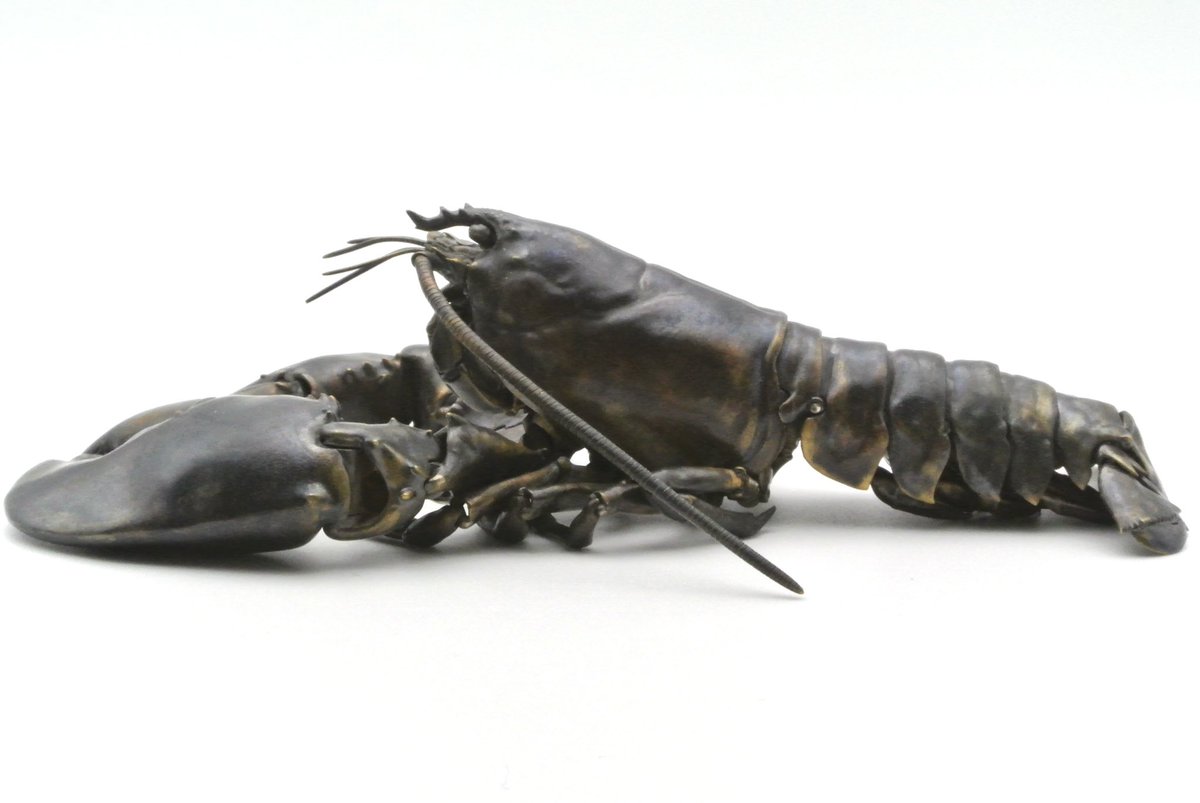 ロブスターの自在置物を作りました。
次回は少し簡略化した構造にするので、最後の1点になります。
minneをのぞいてみてください🦞👀
minne.com/items/41606394